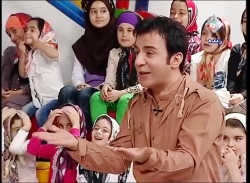 عمو پورنگ و امیر محمد مسابقه نقاشی